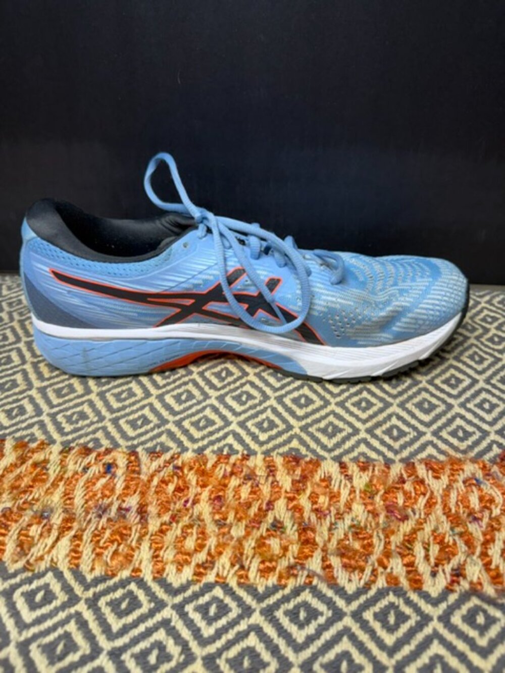 Asics GT-2000 Woman's Size 11 - Picture 8 of 12